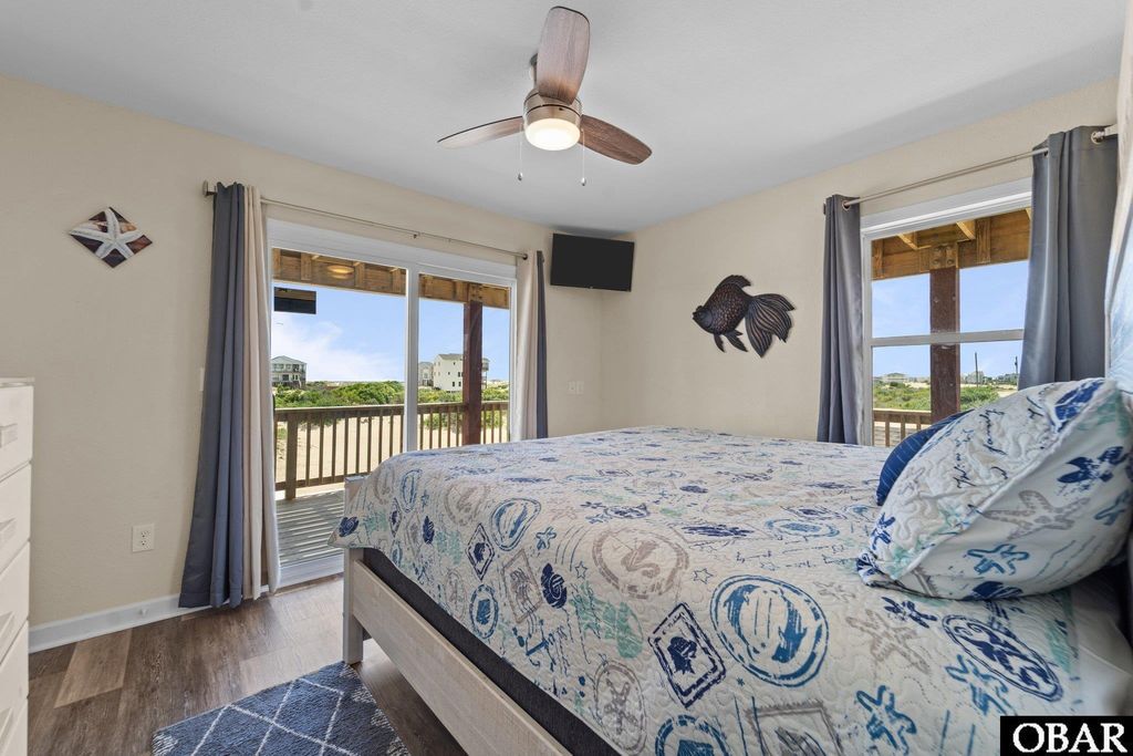 Image 16 of property listing at 1692 Ocean Pearl Road Lot 3, Corolla, NC 27927