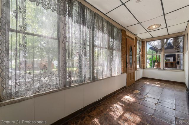 238 Richter St Street, River Rouge, MI 48218