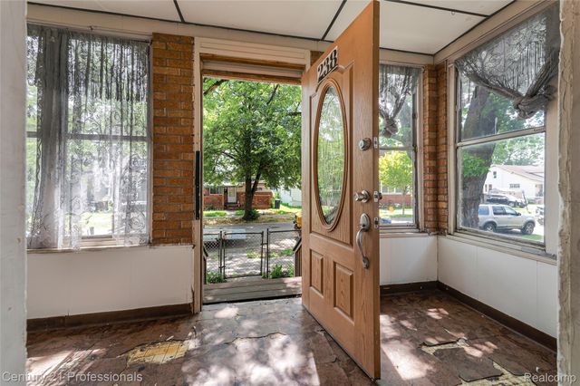 238 Richter St Street, River Rouge, MI 48218