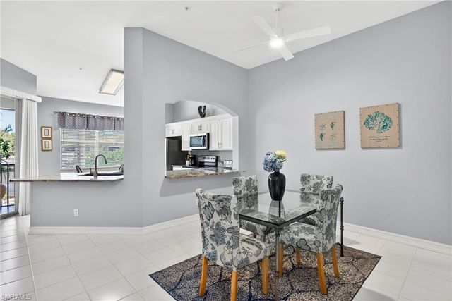 20851 Hammock Greens LN 203, Estero, FL 33928