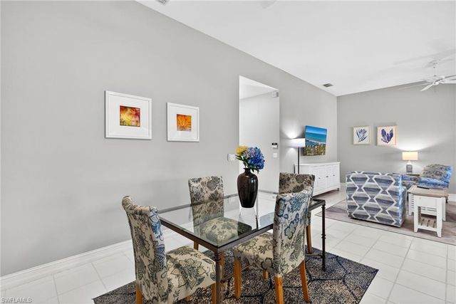 20851 Hammock Greens LN 203, Estero, FL 33928