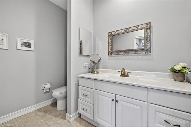 20851 Hammock Greens LN 203, Estero, FL 33928