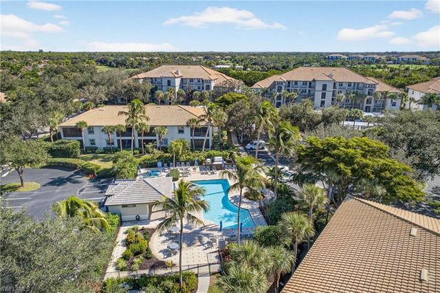 20851 Hammock Greens LN 203, Estero, FL 33928