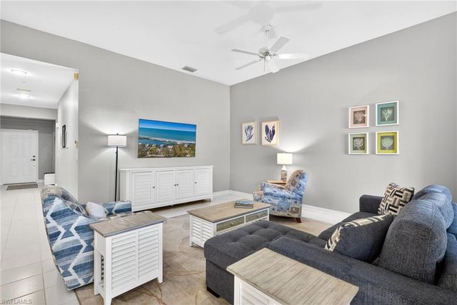 20851 Hammock Greens LN 203, Estero, FL 33928