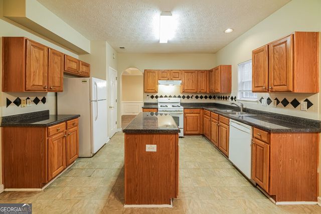 552 The Boulevard, Newnan, GA 30263