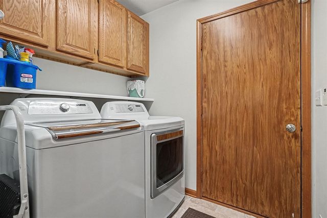 1864 Erin Isle Drive, Holland, MI 49424