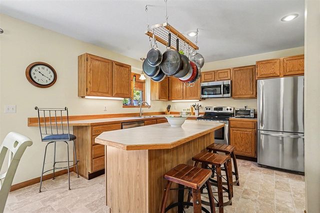 1864 Erin Isle Drive, Holland, MI 49424