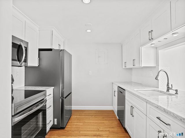 127 Greyrock Place 1103, Stamford, CT 06901