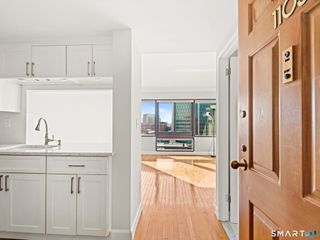 127 Greyrock Place 1103, Stamford, CT 06901