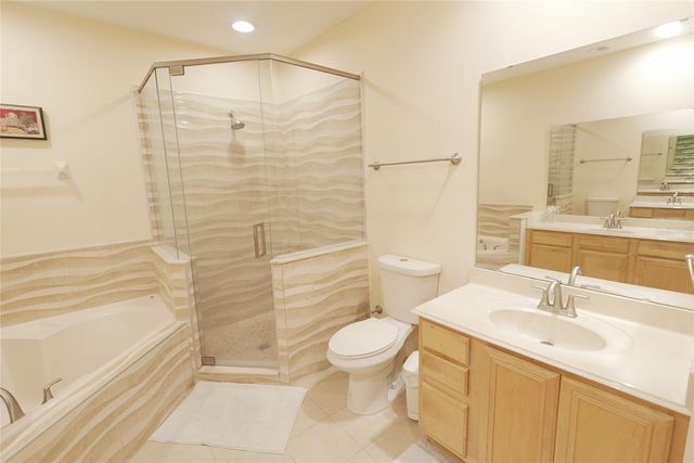 2082 CHATHAM PLACE DRIVE, Orlando, FL 32824