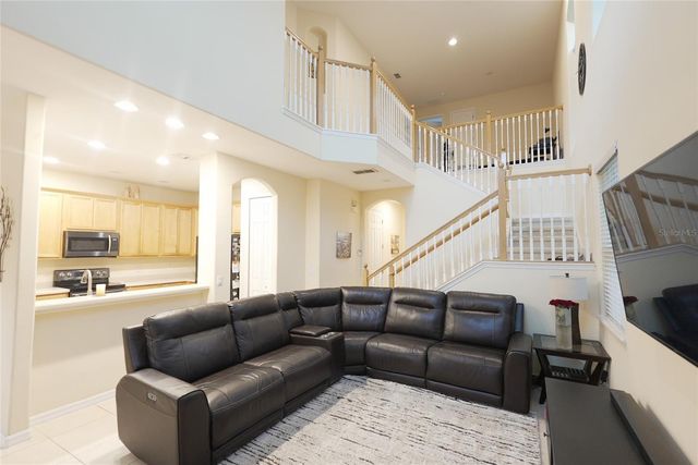 2082 CHATHAM PLACE DRIVE, Orlando, FL 32824