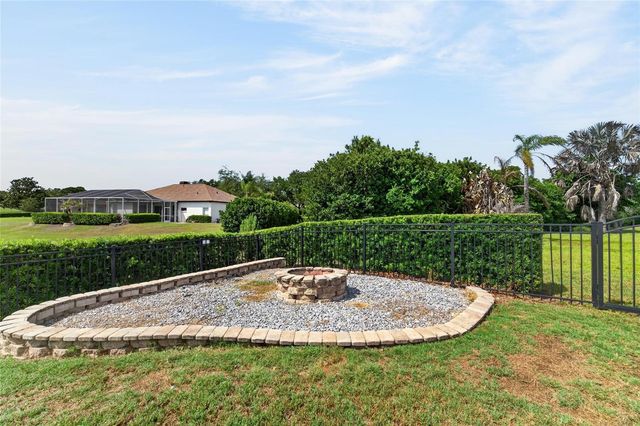 5218 TWIN CREEKS DRIVE, Valrico, FL 33596