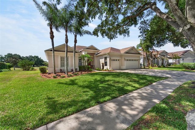 5218 TWIN CREEKS DRIVE, Valrico, FL 33596