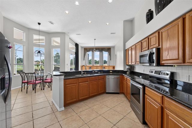 5218 TWIN CREEKS DRIVE, Valrico, FL 33596