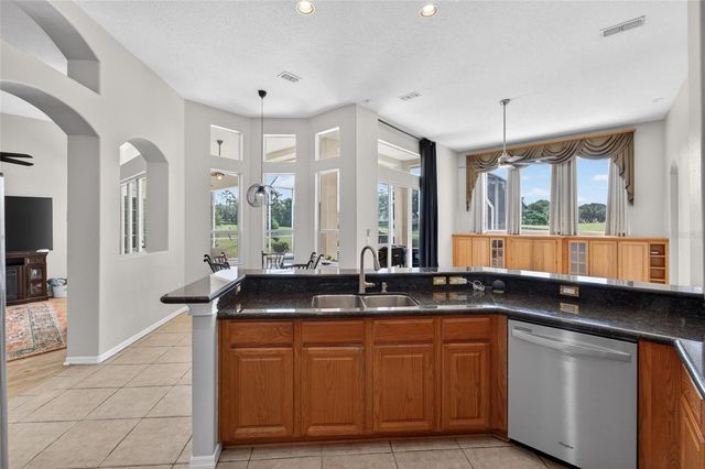 5218 TWIN CREEKS DRIVE, Valrico, FL 33596