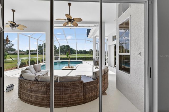 5218 TWIN CREEKS DRIVE, Valrico, FL 33596