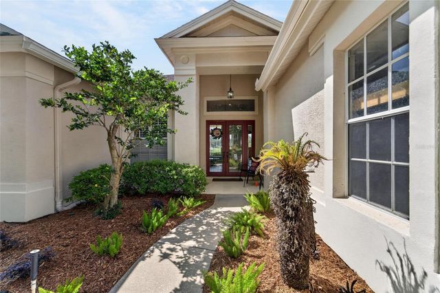 5218 TWIN CREEKS DRIVE, Valrico, FL 33596
