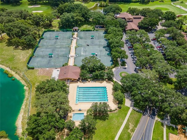 5218 TWIN CREEKS DRIVE, Valrico, FL 33596
