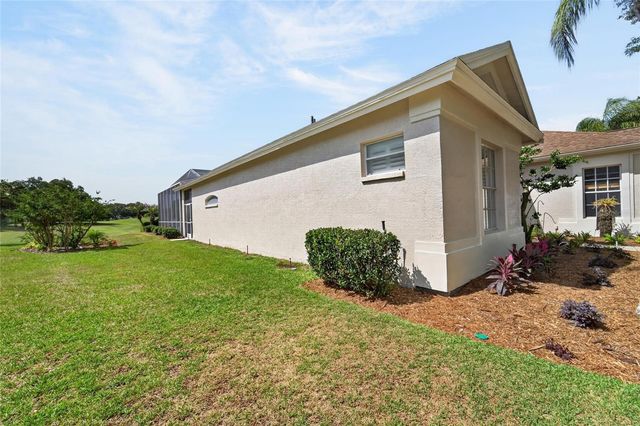 5218 TWIN CREEKS DRIVE, Valrico, FL 33596