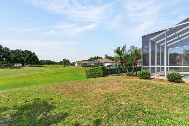 5218 TWIN CREEKS DRIVE, Valrico, FL 33596