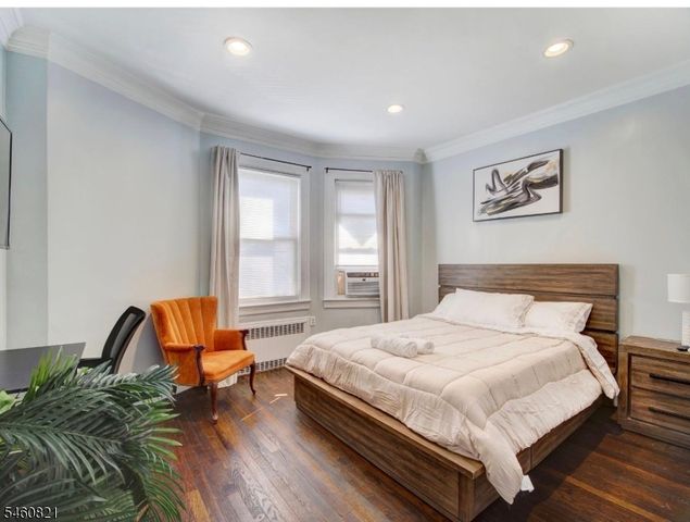 108 Gotthardt Street, Newark City, NJ 07105
