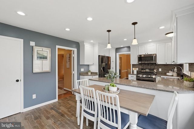 5709 SHROPSHIRE CT, Alexandria, VA 22315