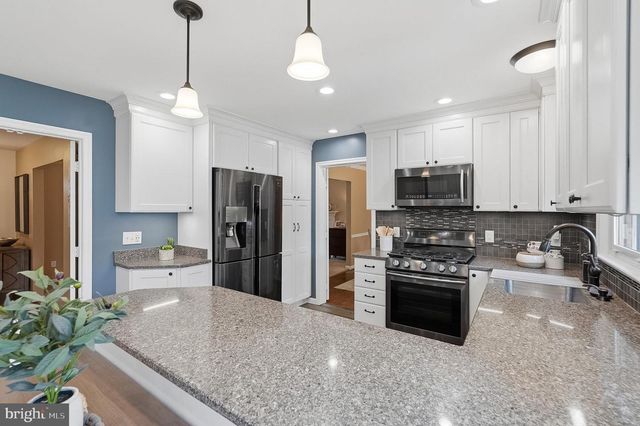 5709 SHROPSHIRE CT, Alexandria, VA 22315