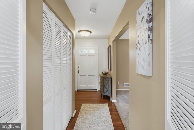 5709 SHROPSHIRE CT, Alexandria, VA 22315