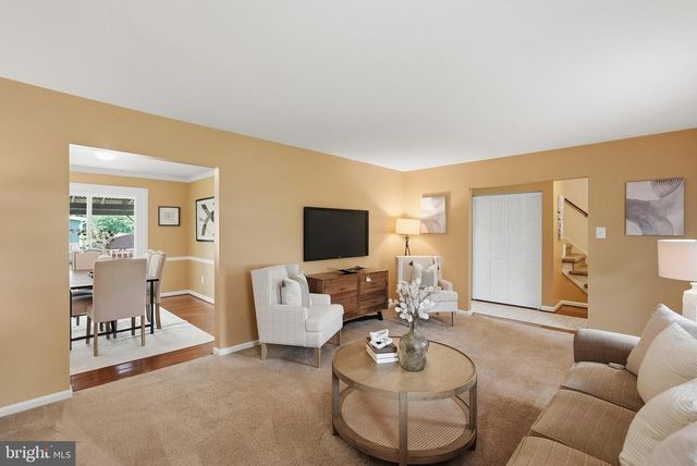 5709 SHROPSHIRE CT, Alexandria, VA 22315
