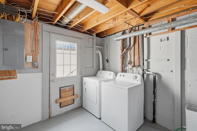 5709 SHROPSHIRE CT, Alexandria, VA 22315