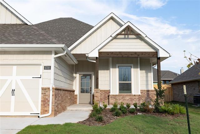 5732 Lantana Lane, Edmond, OK 73034
