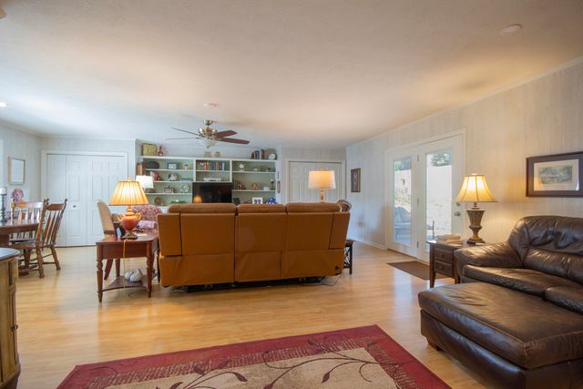 1227 Piedmont Road, Paducah, KY 42001