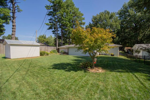 1227 Piedmont Road, Paducah, KY 42001