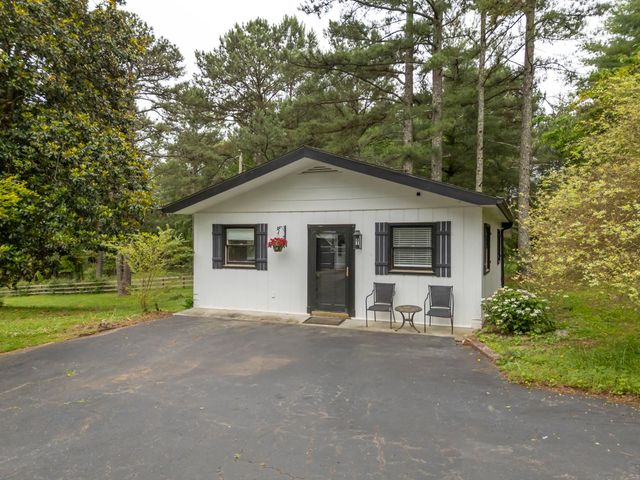 64 Persimmon Hill Drive, Columbus, NC 28722