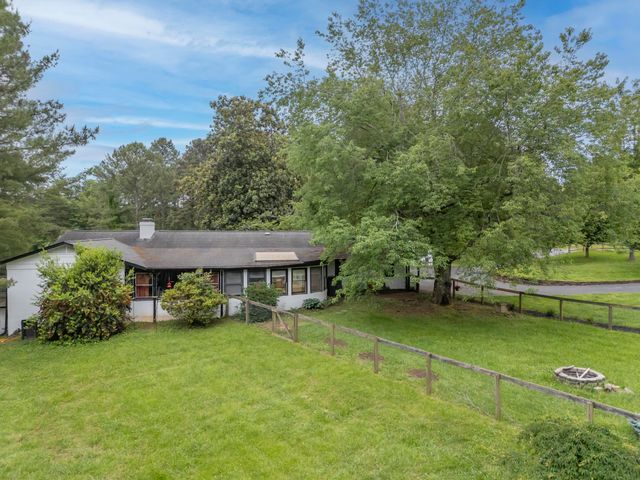 64 Persimmon Hill Drive, Columbus, NC 28722