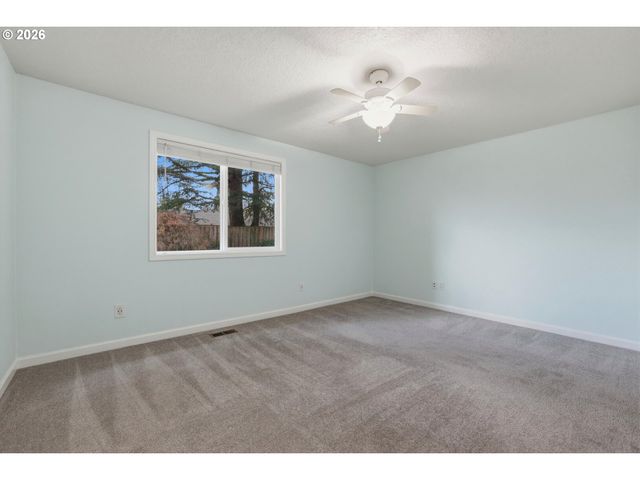 13250 Sw WEIR Rd, Beaverton, OR 97008