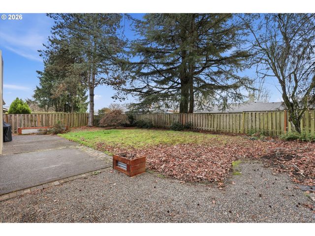 13250 Sw WEIR Rd, Beaverton, OR 97008