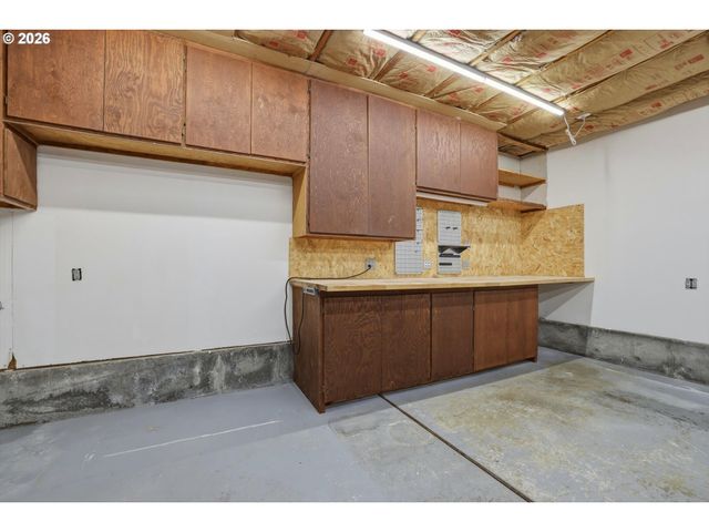 13250 Sw WEIR Rd, Beaverton, OR 97008