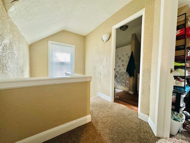 5856 Wallace Road, Hammond, IN 46320