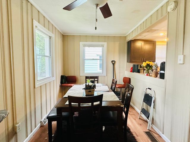 5856 Wallace Road, Hammond, IN 46320