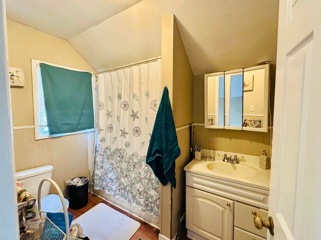 5856 Wallace Road, Hammond, IN 46320