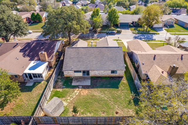 7007 Forestview Drive, Arlington, TX 76016