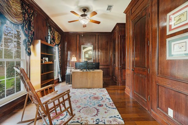 2365 Wildwood Lane, Paris, TX 75462