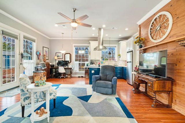 2365 Wildwood Lane, Paris, TX 75462