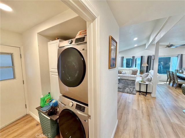 15455 Glenoaks Boulevard 272, Sylmar, CA 91342