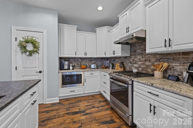 1931 Madeira Circle, Waxhaw, NC 28173