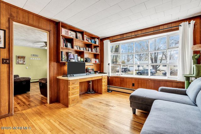 21 Dockage Road, Bayville, NJ 08721
