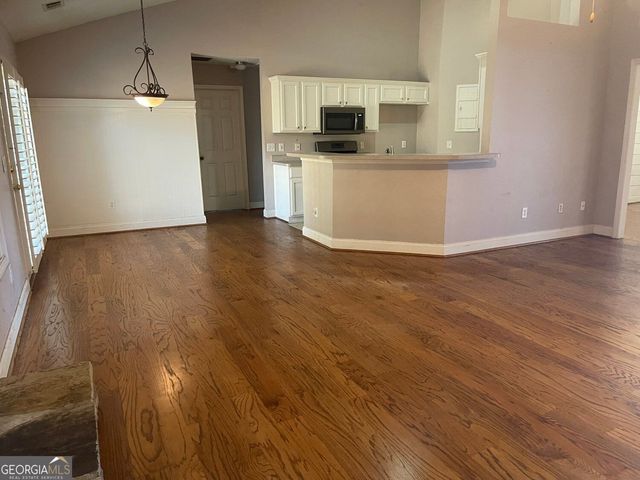 18 Column Court, Douglasville, GA 30134