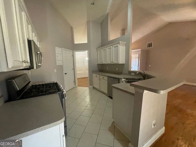 18 Column Court, Douglasville, GA 30134