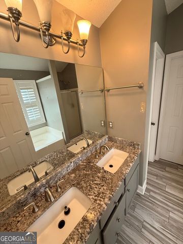 18 Column Court, Douglasville, GA 30134